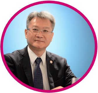 Profesor Chien-Ning Huang